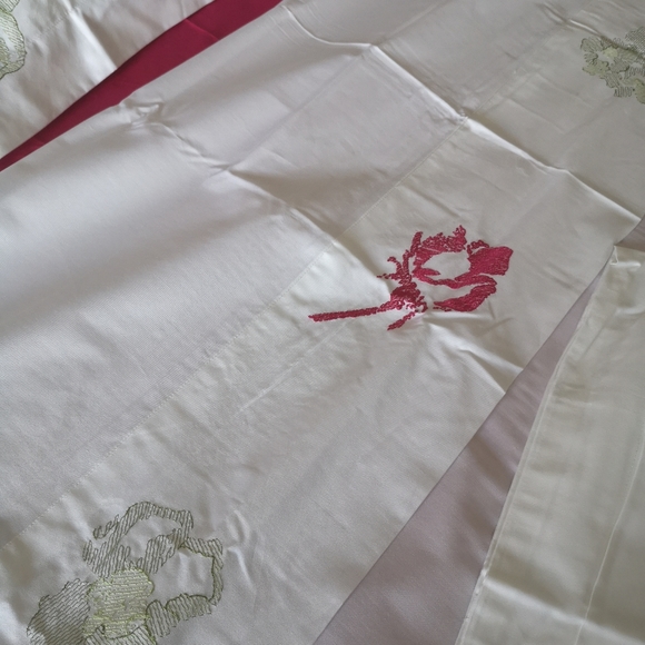 100% Cotton satin sheets set with satin embroidery - Picture 3 of 15